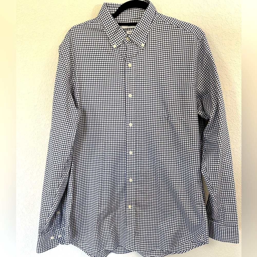 Uniqlo Checkered Oxford Button Up Shirt